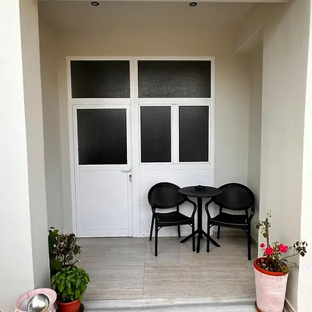 Malo Apartment Himare